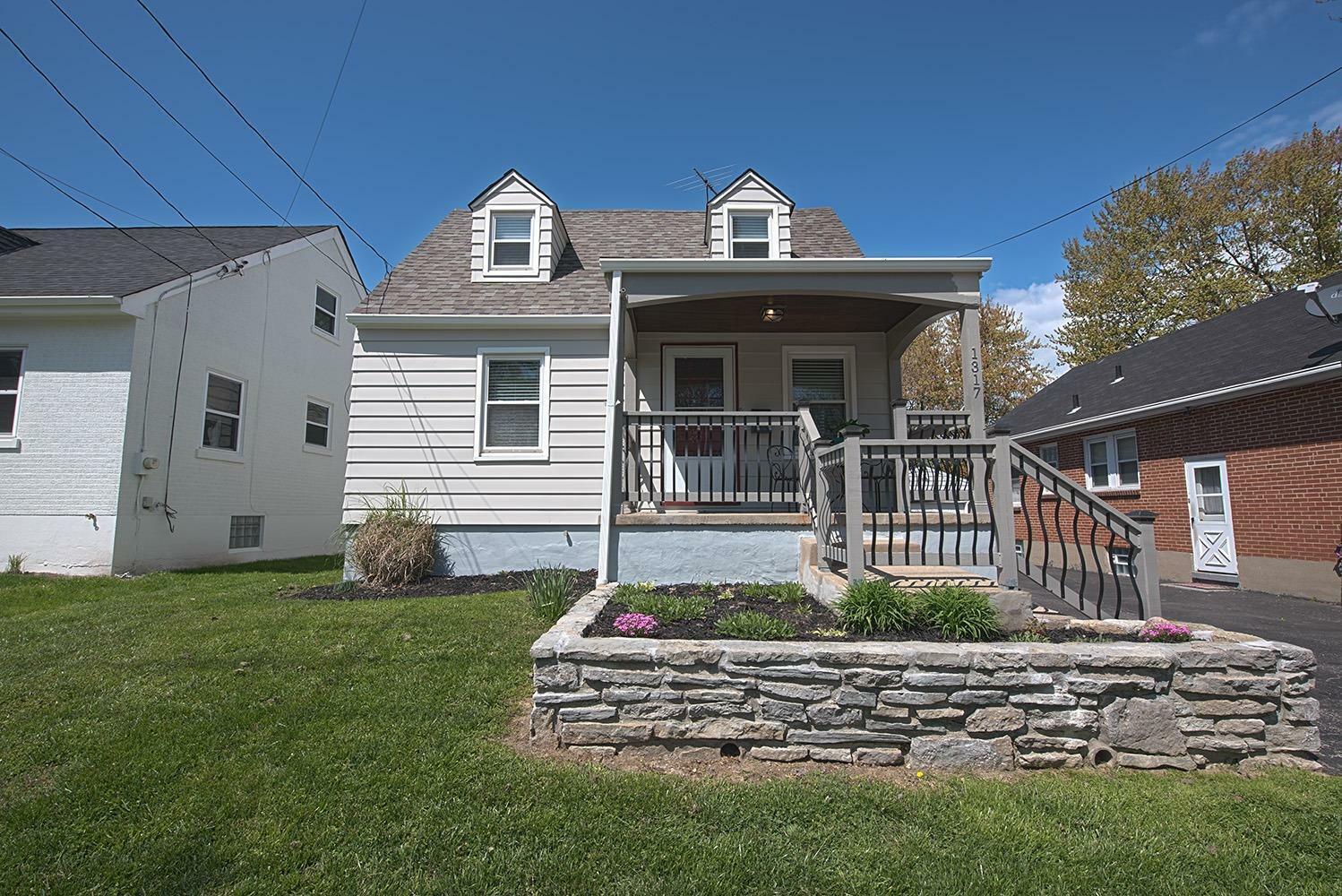 Property Photo:  1317 Birney Ln  OH 45230 