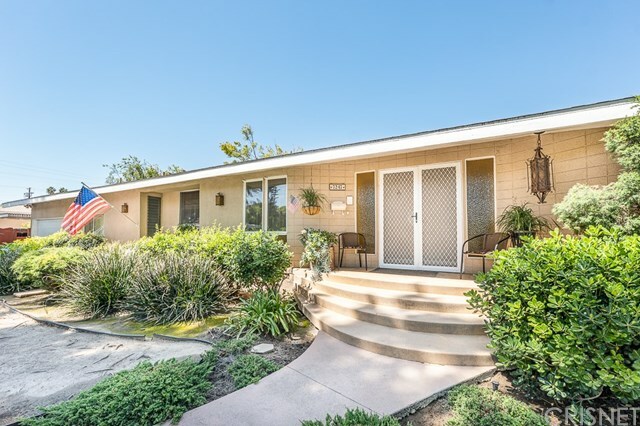 Property Photo:  7247 Etiwanda Avenue  CA 91335 