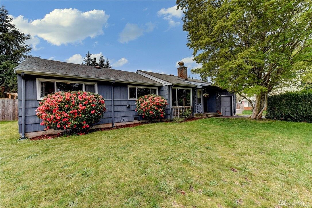 Property Photo: 23702 48th Avenue W WA 98043