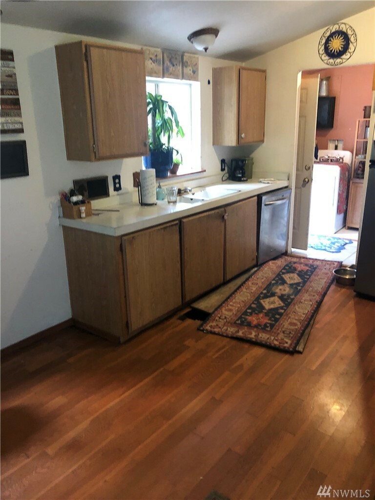 Property Photo: 2500 SE Kamilche Point Rd WA 98584