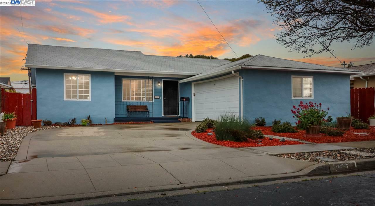 Property Photo:  1027 Shelley Lane  CA 94544-5615 