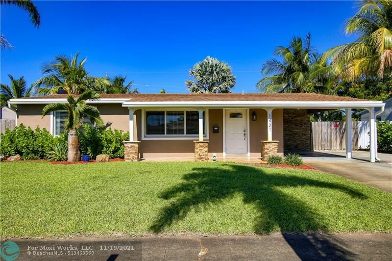 Property Photo:  1421 S Deerfield Ave  FL 33441 