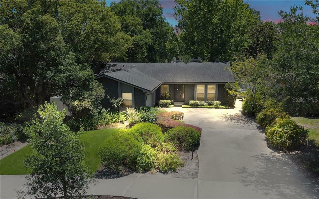 Property Photo: 260 E Lake Sue Avenue FL 32789