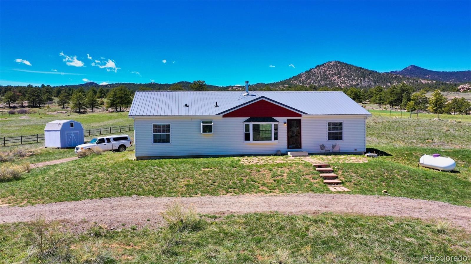 Property Photo: 181 Stagecoach Trail CO 80540