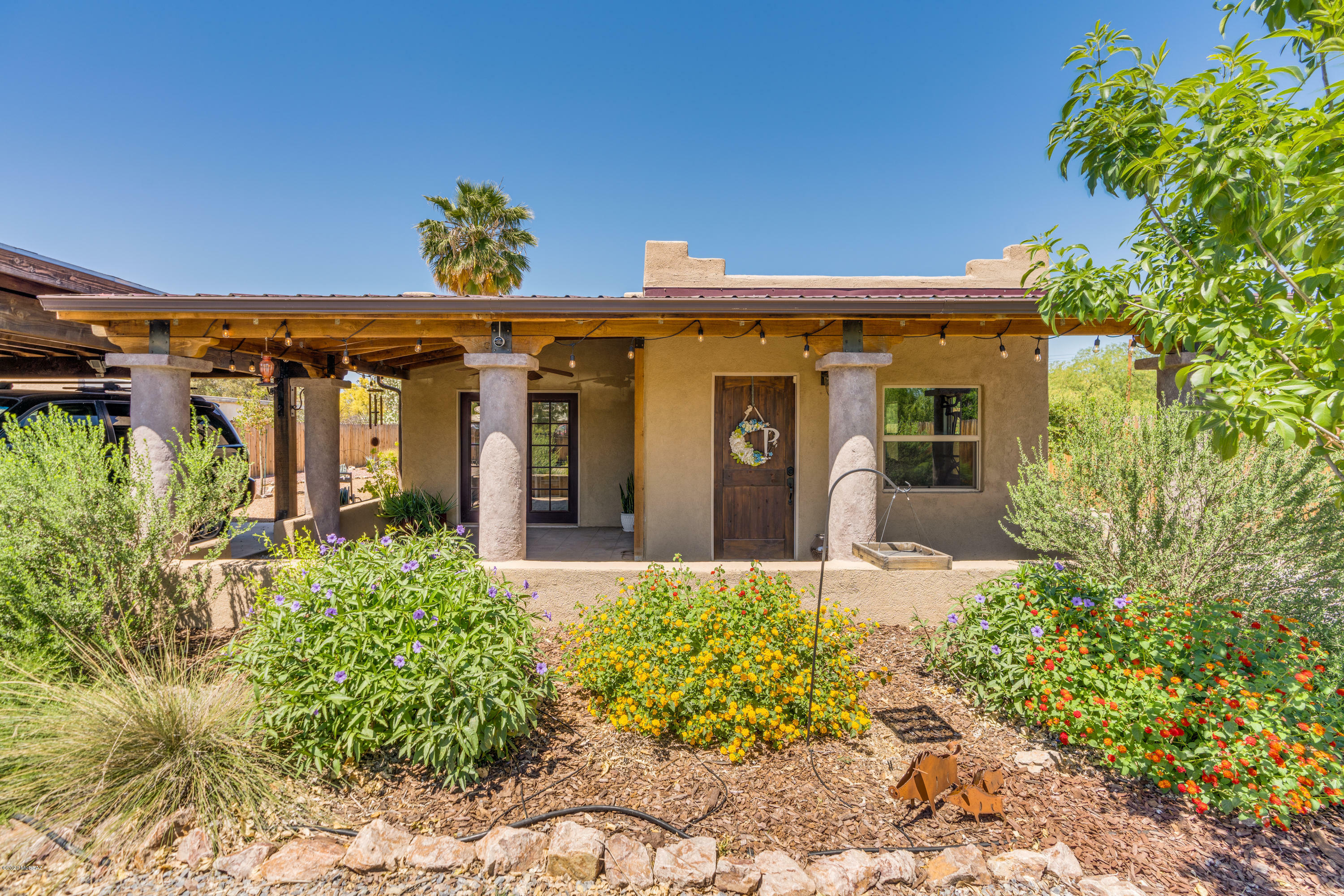 Property Photo:  2423 N Columbus Boulevard  AZ 85712 