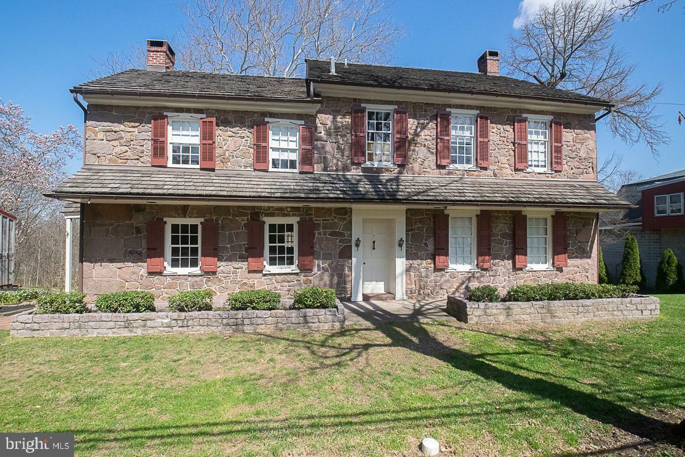 Property Photo:  929 E Schuylkill Road  PA 19465 