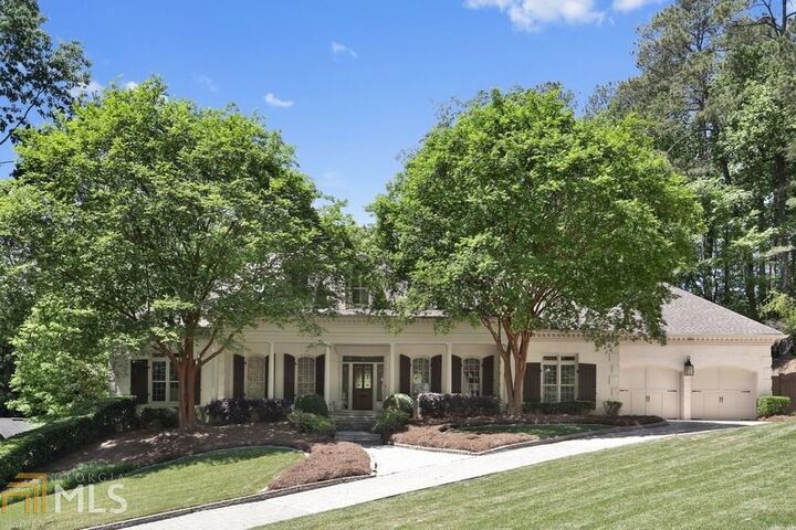 5490 New Wellington Close  Atlanta GA 30327 photo