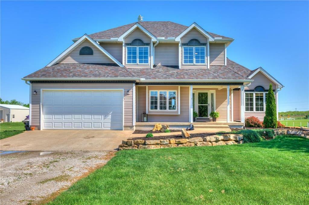 Property Photo: 8702 NE 151 Street MO 64068
