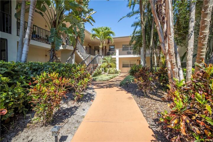 555 3rd Street N 6  St Petersburg FL 33701 photo