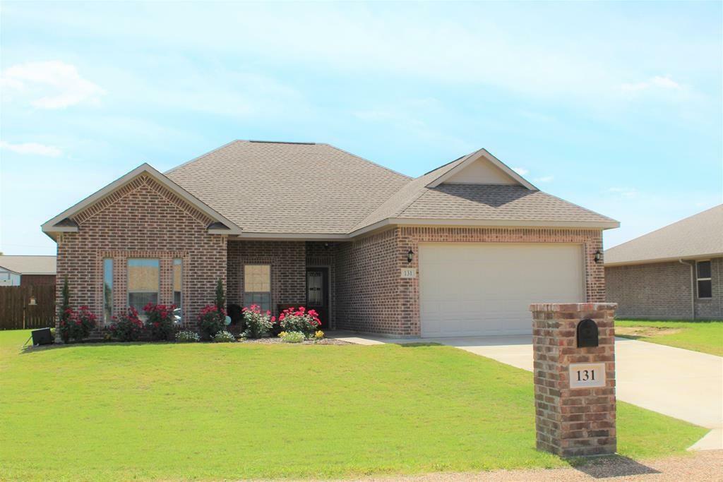 Property Photo: 131 Oak Springs Loop TX 75147