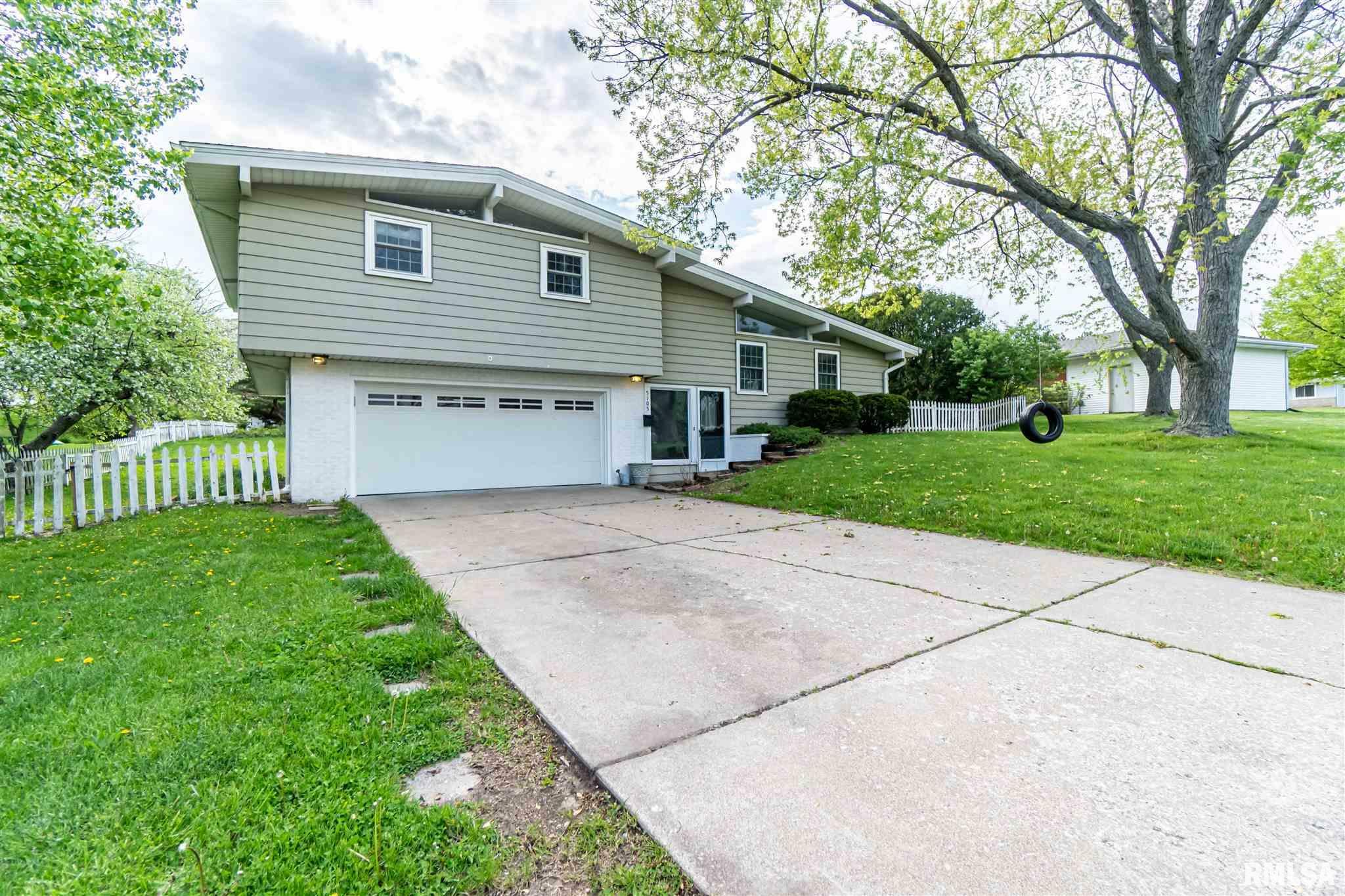 Property Photo:  5105 N Bevalon  IL 61614 