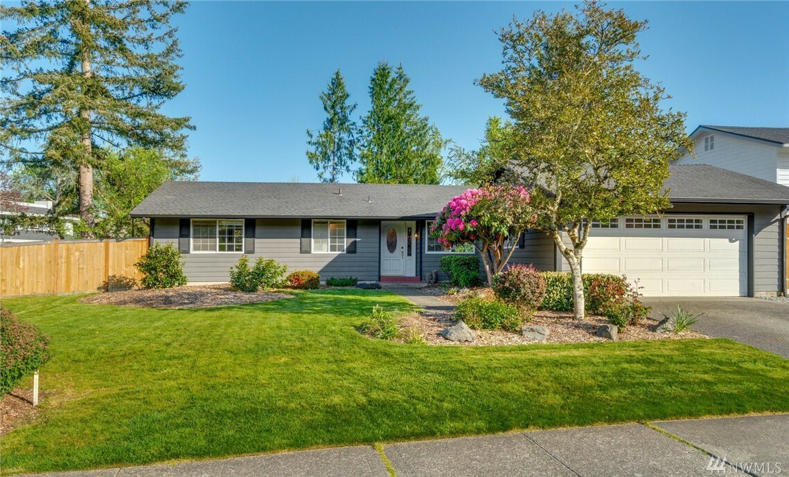 Property Photo: 1426 177th Ave NE WA 98008