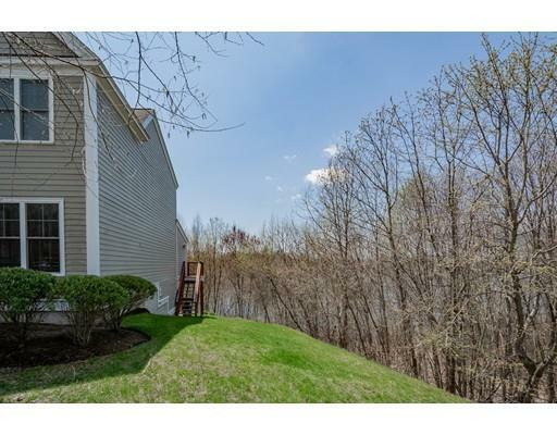 Property Photo: 8 Paxton Ct 8 MA 01536