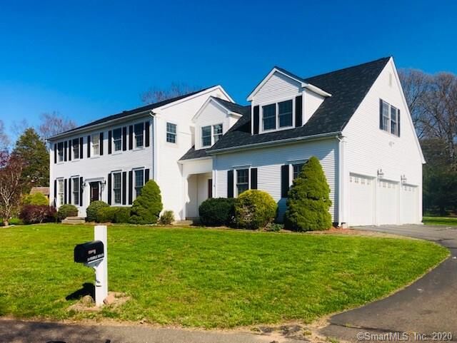 Property Photo: 18 Pebble Beach CT 06033