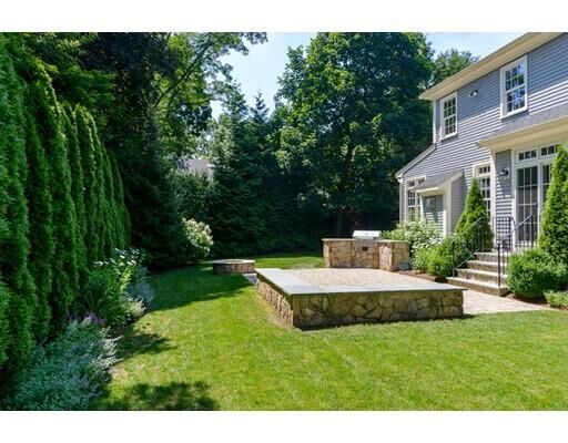 Property Photo: 66 Standish Cir MA 02481