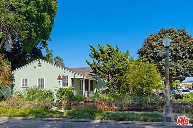 6767 W 87th St  Westchester CA 90045 photo