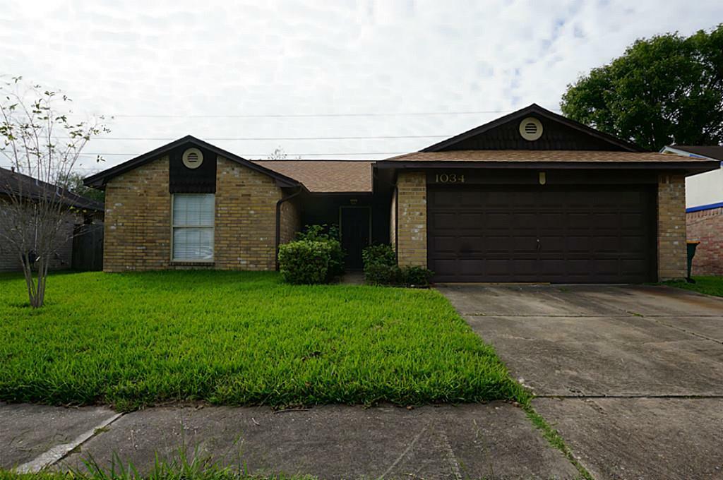 Property Photo:  1034 Woodbridge Avenue  TX 77584 