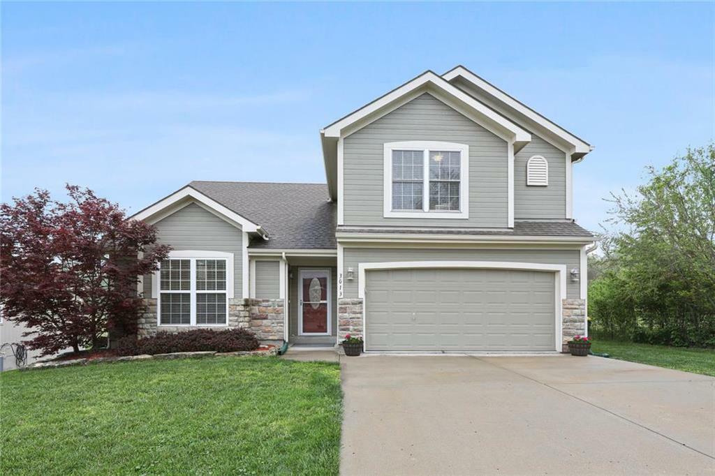 Property Photo:  3013 N 157th Street  KS 66007 