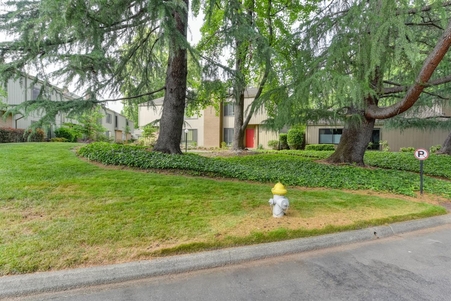 Property Photo:  810 Dunbarton Circle  CA 95825 