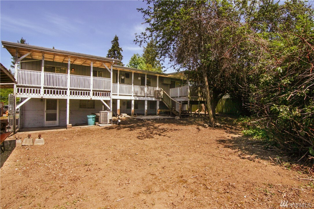 Property Photo:  2200 177th Place SW  WA 98037 