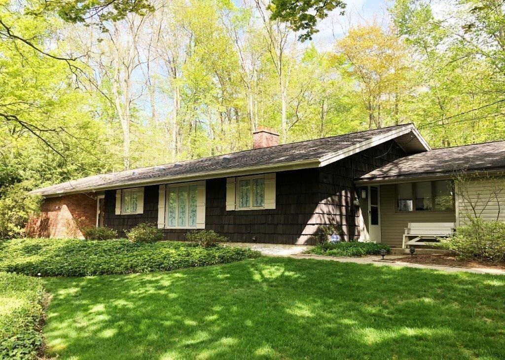 Property Photo: 5697 Luna Lane PA 16506