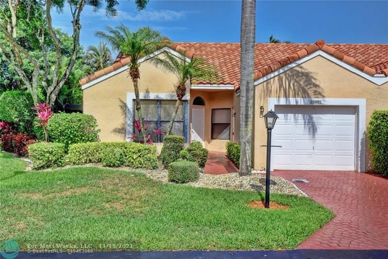 Property Photo: 22691 Meridiana Dr 22691 FL 33433