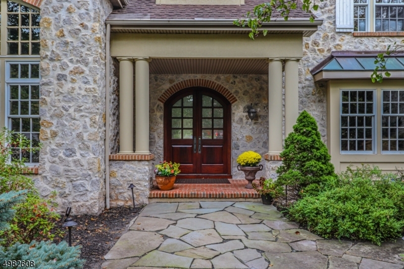 Property Photo: 20 Dogwood Dr NJ 08889