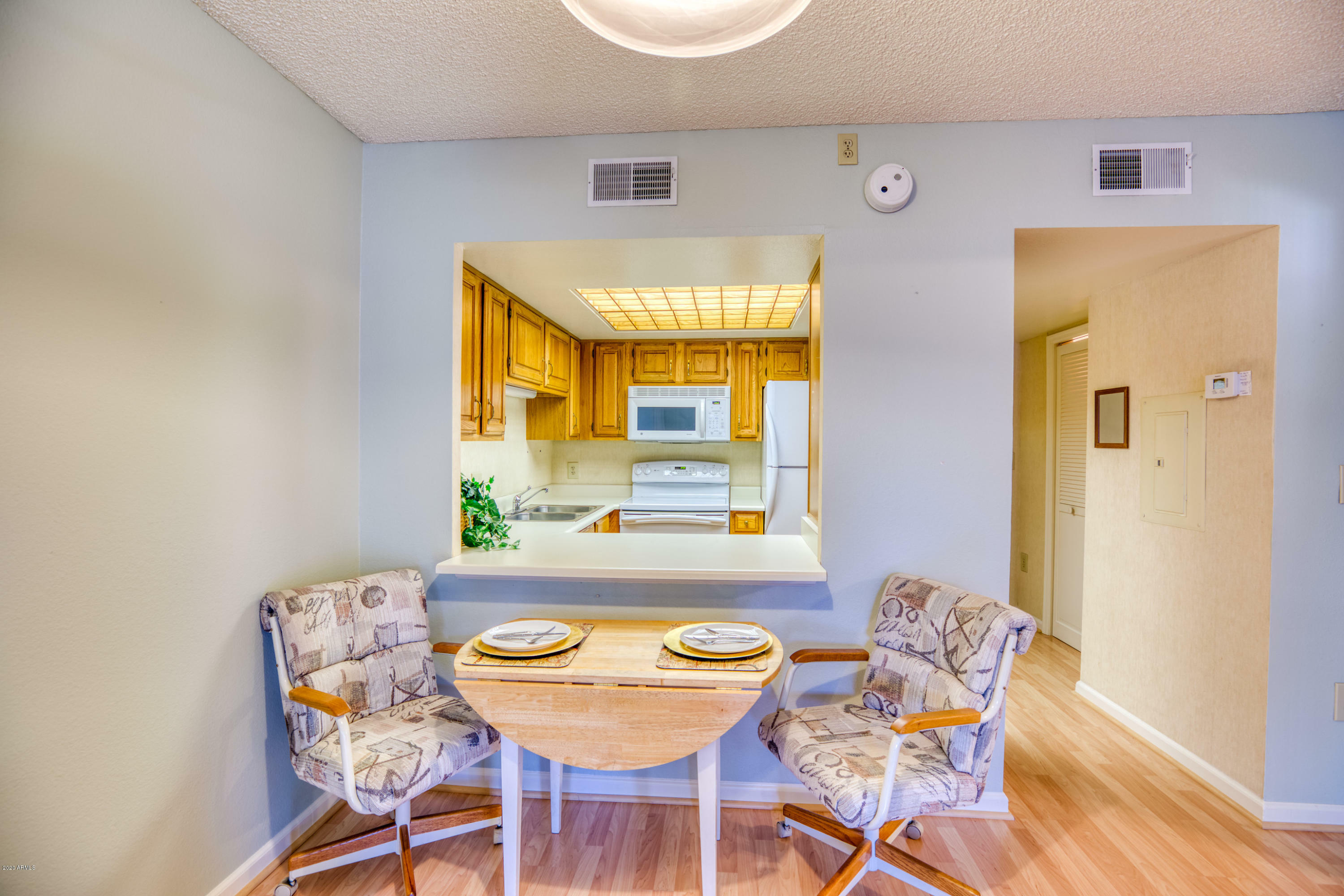 Property Photo: 10330 W Thunderbird Boulevard AZ 85351
