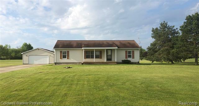 Property Photo:  8471 Cook Road  MI 48473 