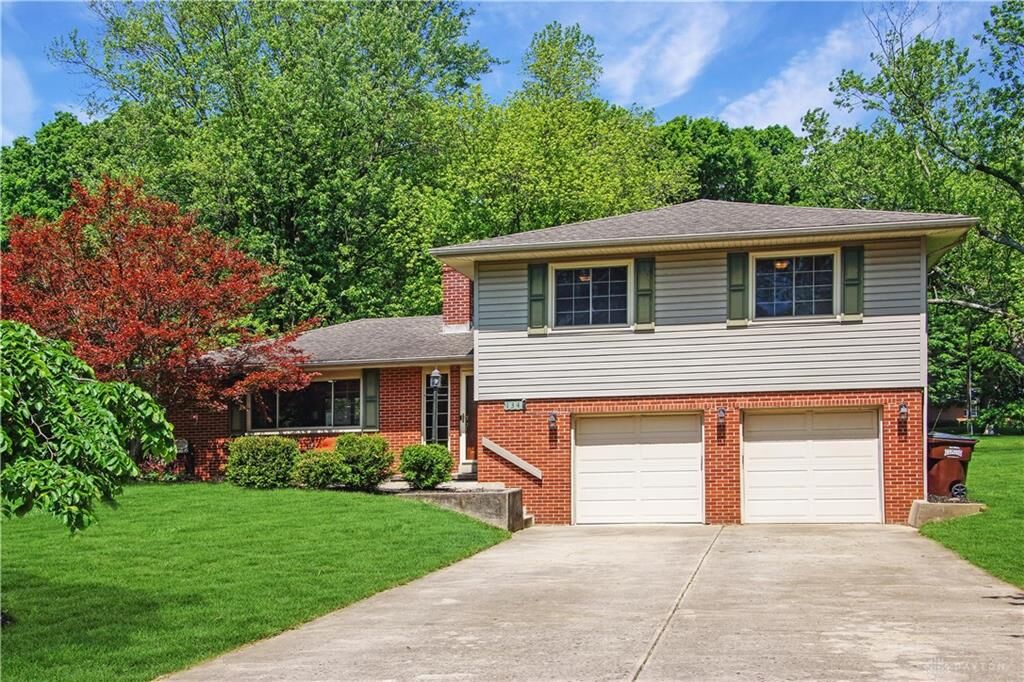 Property Photo: 1341 Willowridge Drive OH 45434