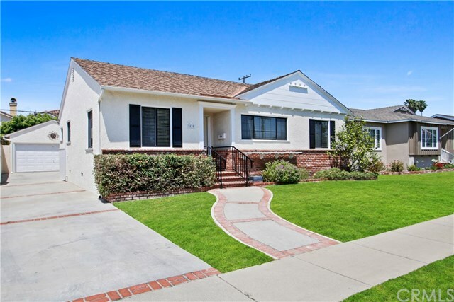 Property Photo:  3835 Senasac Avenue  CA 90808 