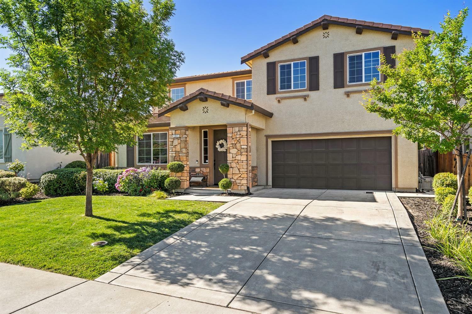 Property Photo:  1845 Stageline Circle  CA 95765 