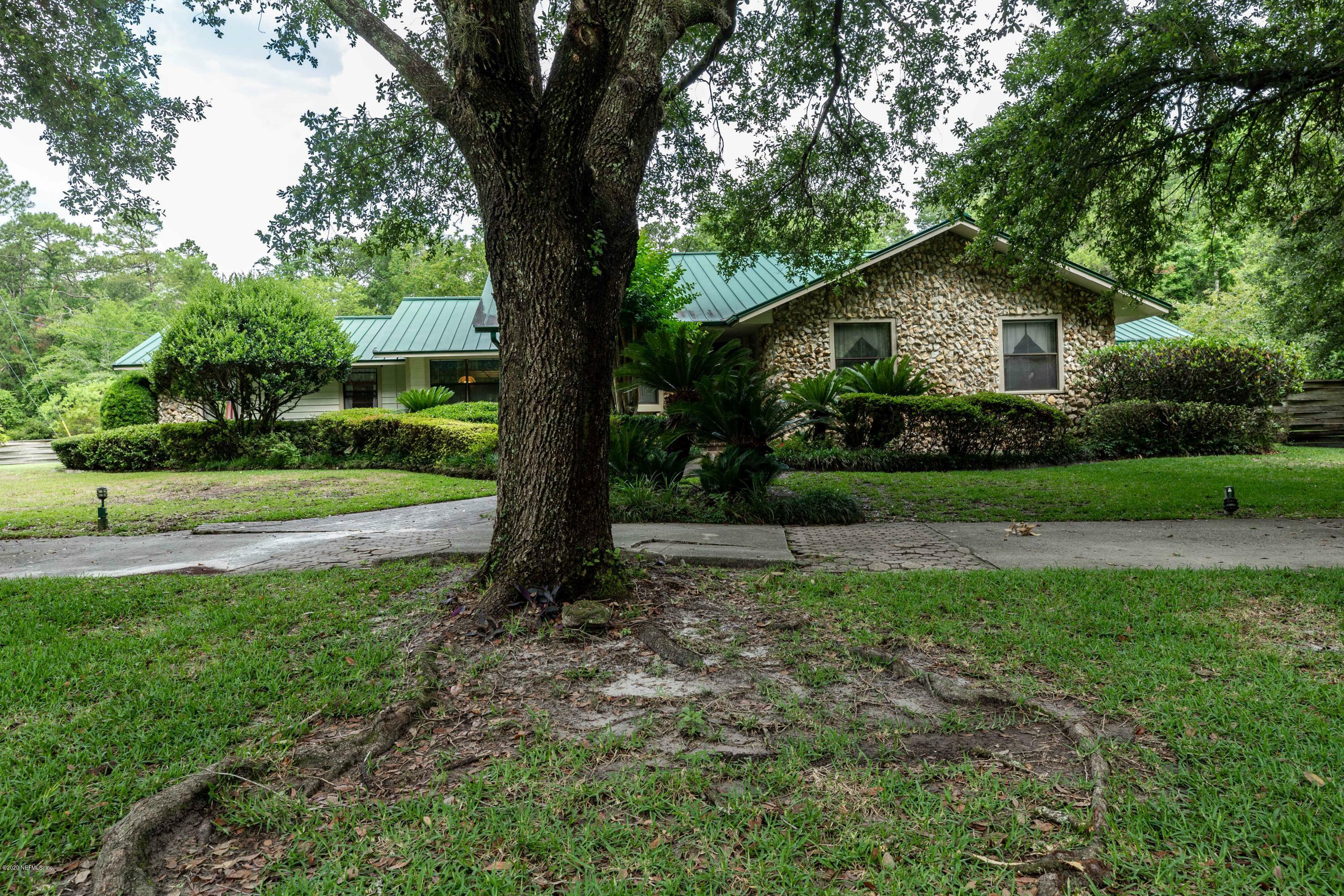 Property Photo:  2620 Halperns Way  FL 32068 