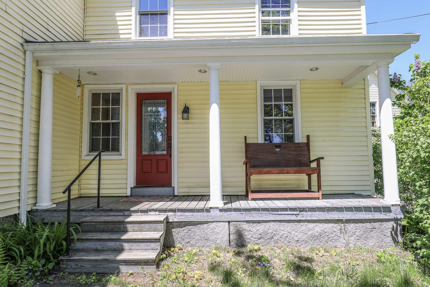 Property Photo:  40 Thompson Street  NH 03301-2405 