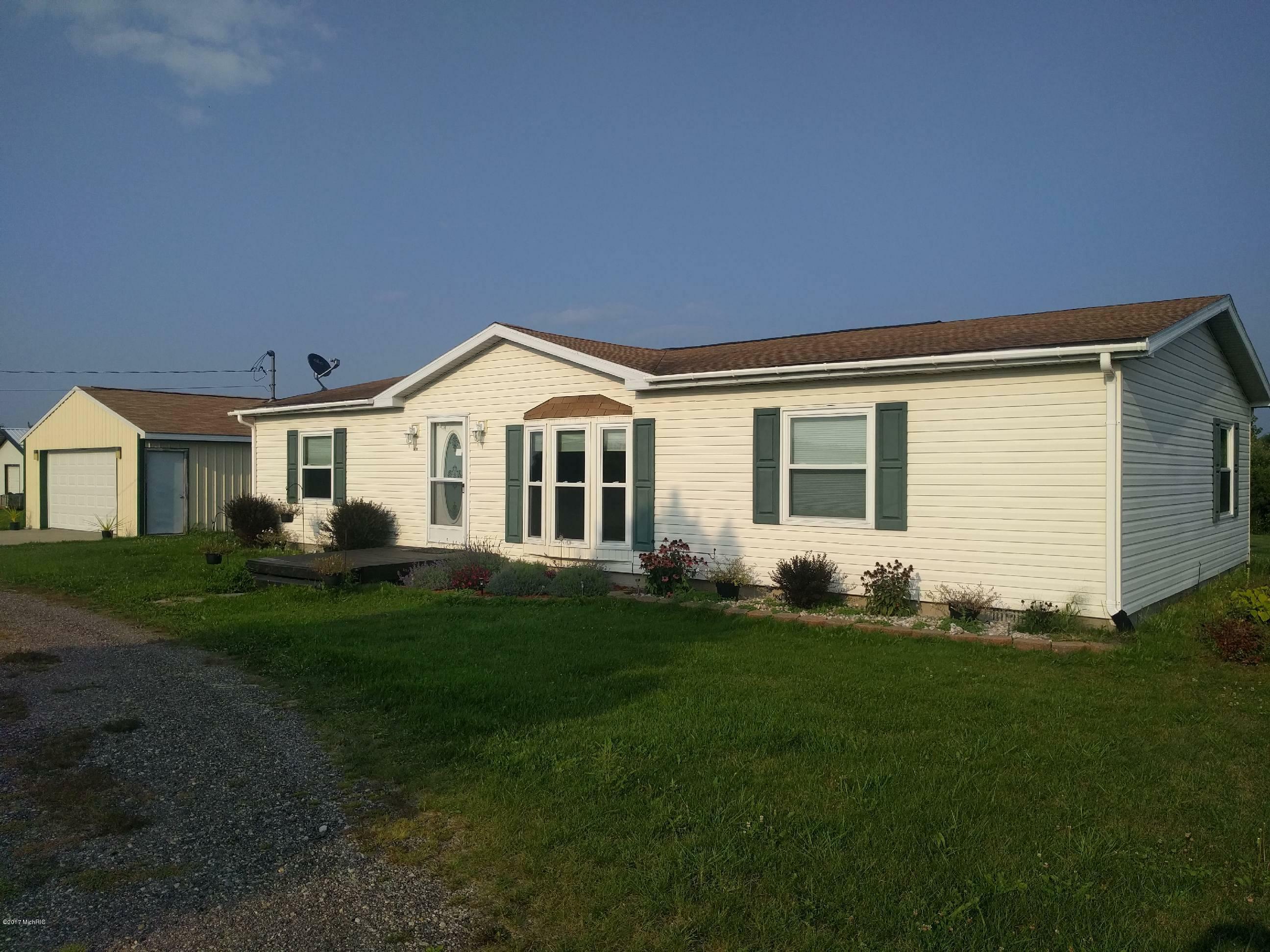 Property Photo:  2437 62nd Street  MI 49408 