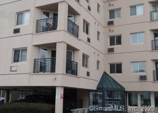 Property Photo: 104 North Street 303 CT 06902