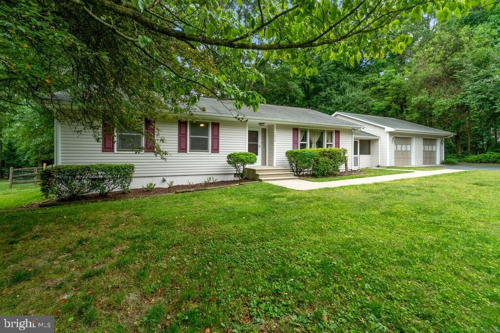 Property Photo: 7452 Washington Drive VA 22485