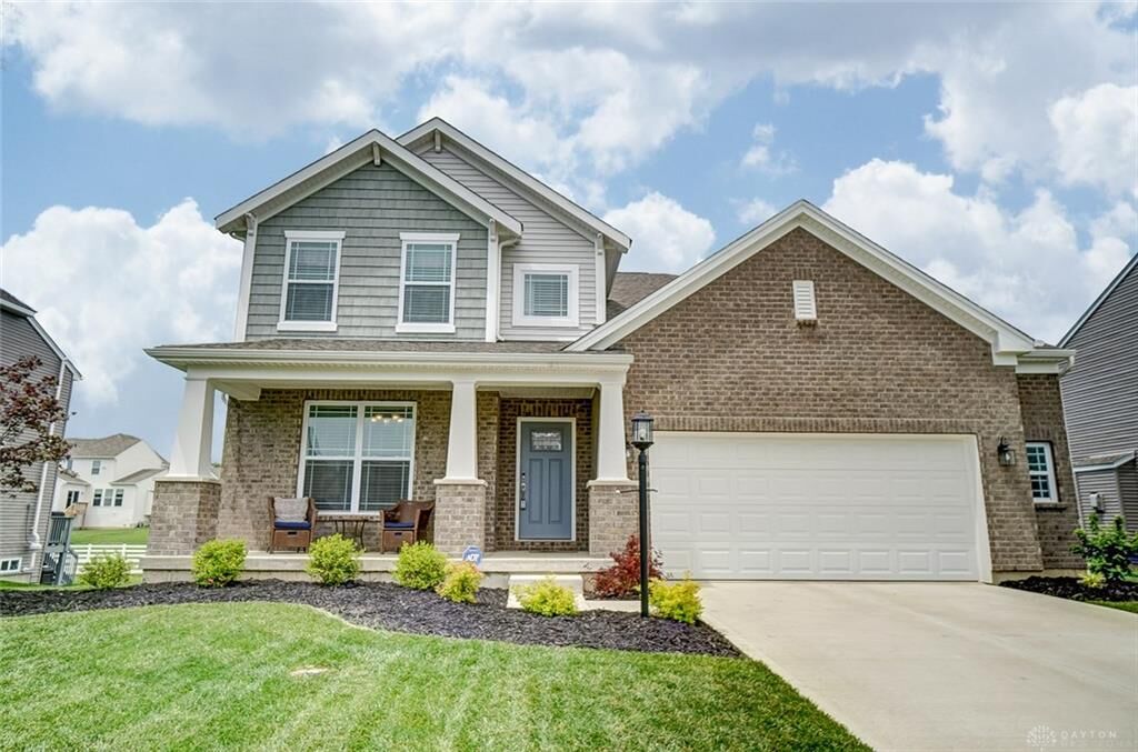 Property Photo:  1582 Stonebury Court  OH 45385 