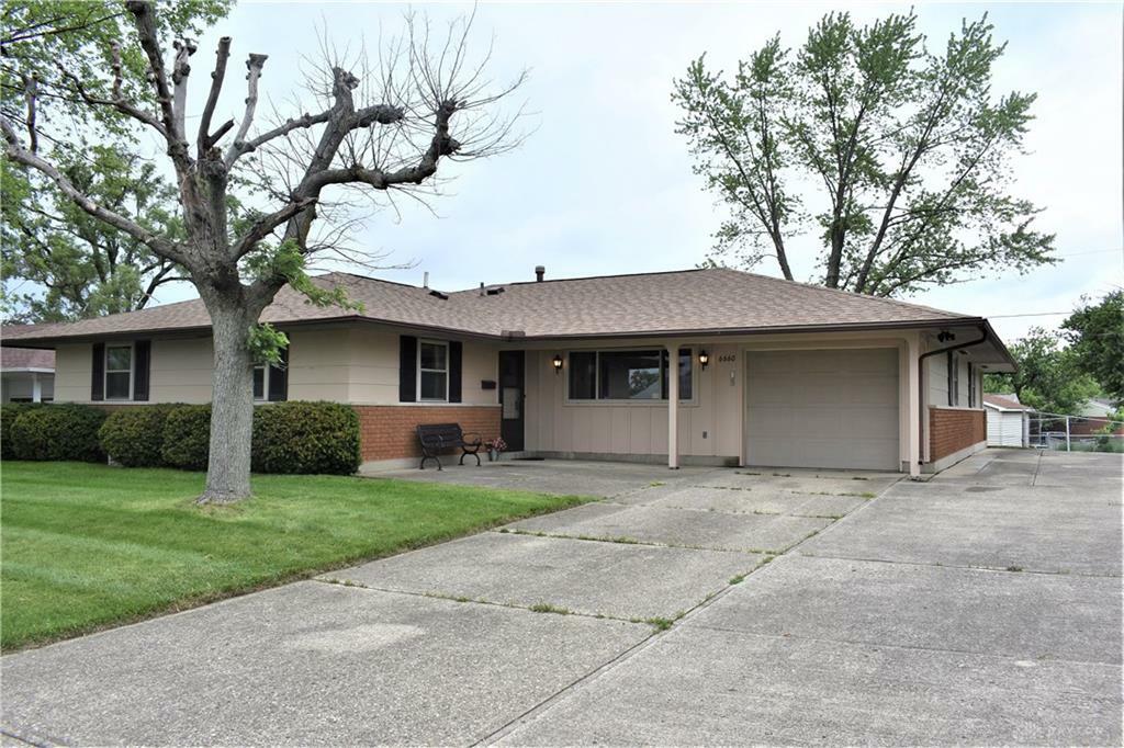 Property Photo: 6660 Helwig Drive OH 45424