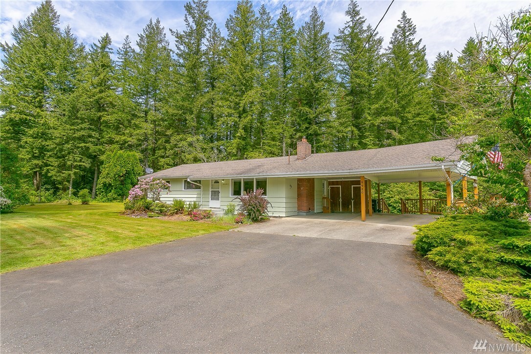 Property Photo:  8980 Kendall Rd  WA 98295 