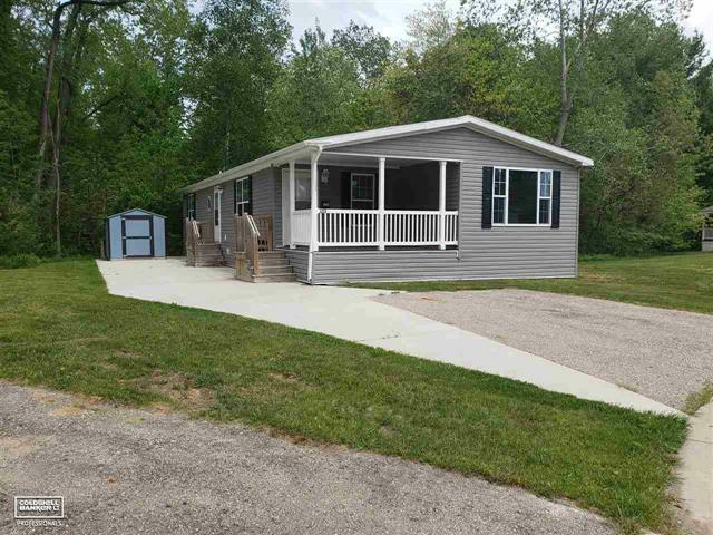 Property Photo: 133 Hidden Springs MI 48059