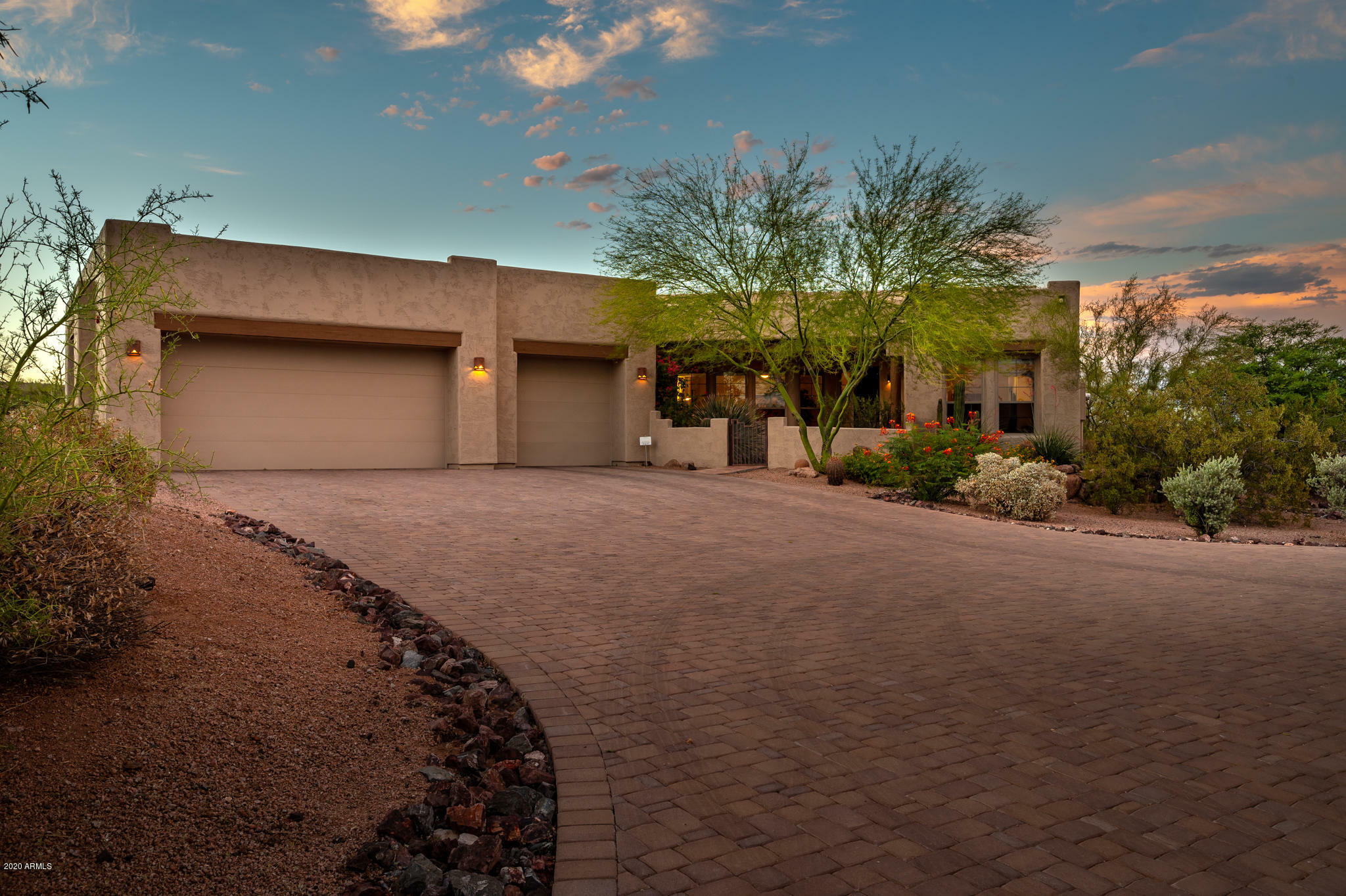 Property Photo: 16538 E Saguaro Boulevard AZ 85268