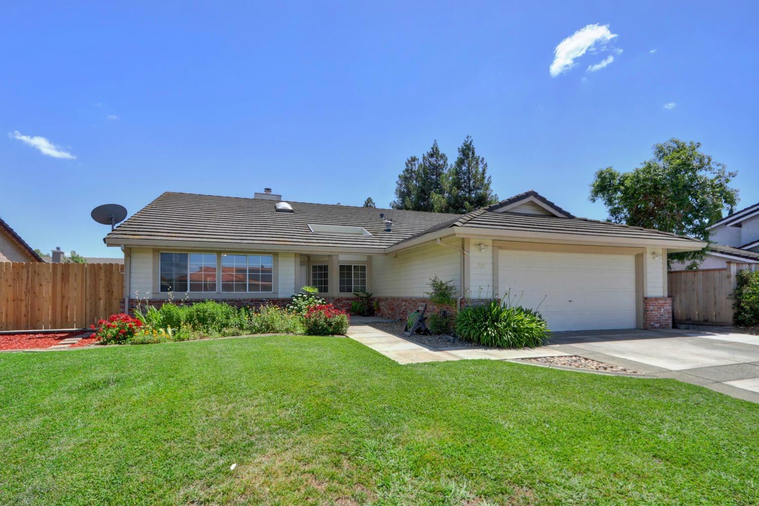 Property Photo:  751 Morgans Ranch Circle  CA 95632 