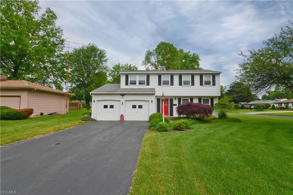 Property Photo:  4666 Barrington Drive  OH 44515 