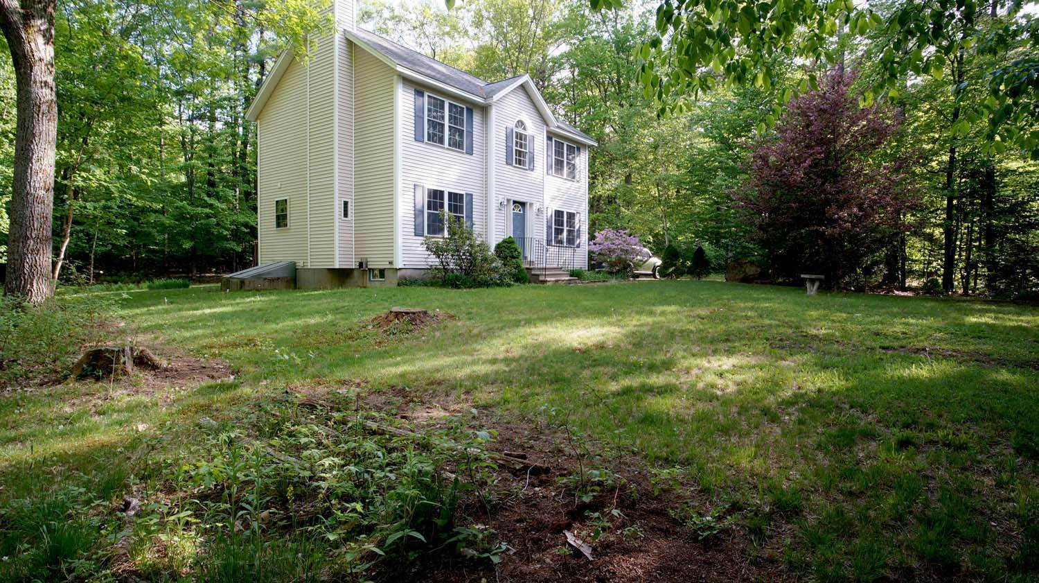 Property Photo:  156 Timbertop Road  NH 03071 