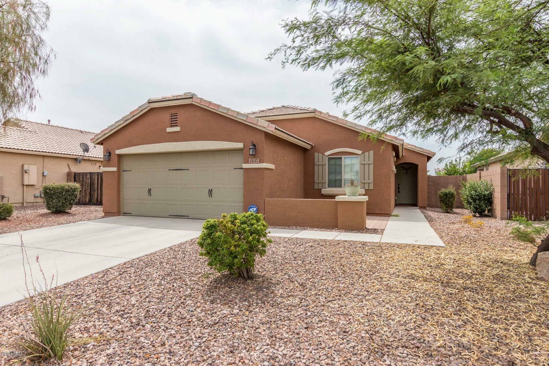 Property Photo:  2147 E Everglade Lane  AZ 85298 