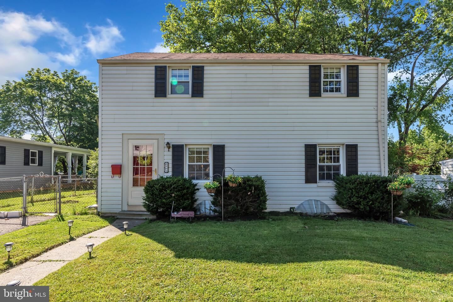 Property Photo:  202 Garth Road  PA 19075 