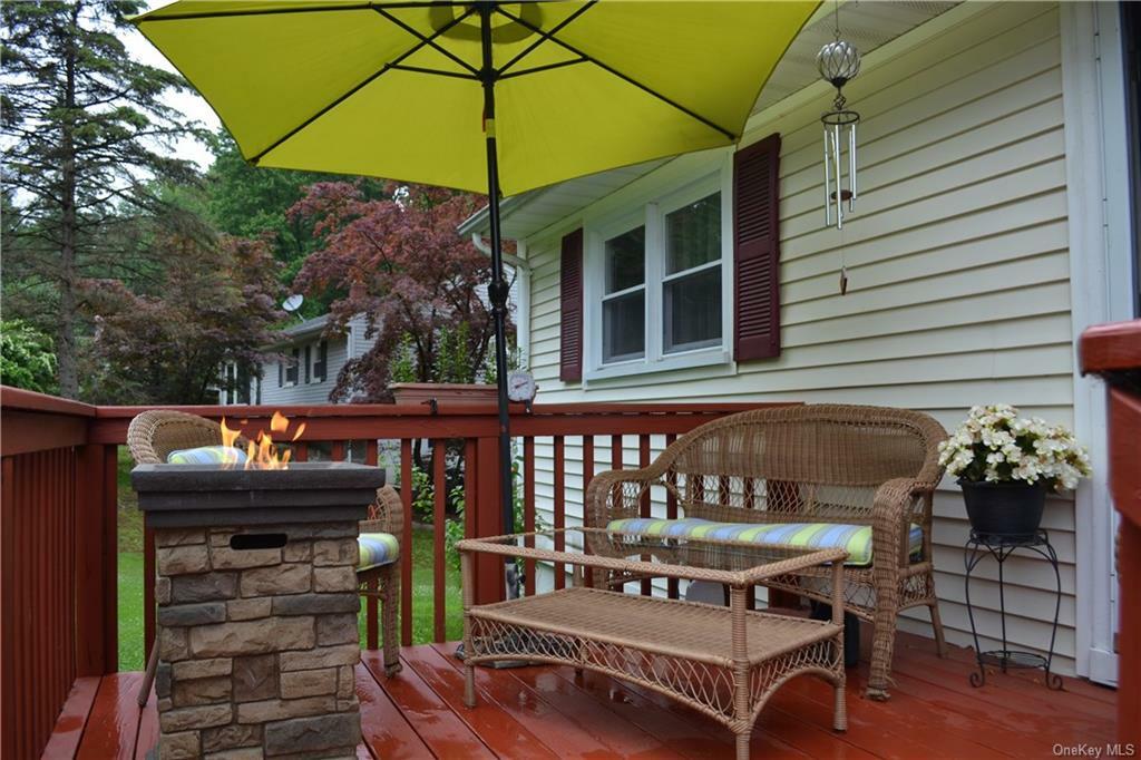 Property Photo:  6 Fox Hollow Court  NJ 07462 