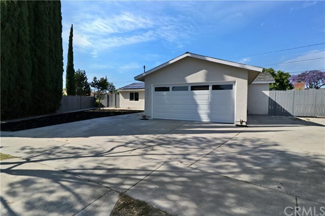 Property Photo: 6371 San Marino Circle CA 90620