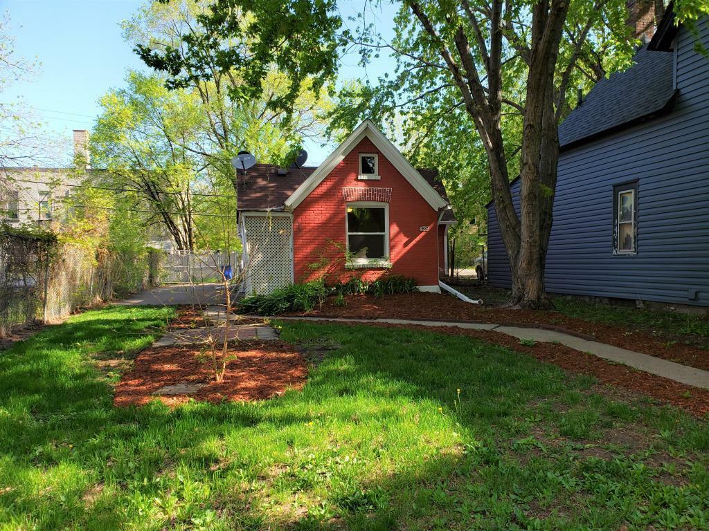 Property Photo: 429 Thomas Avenue MN 55103